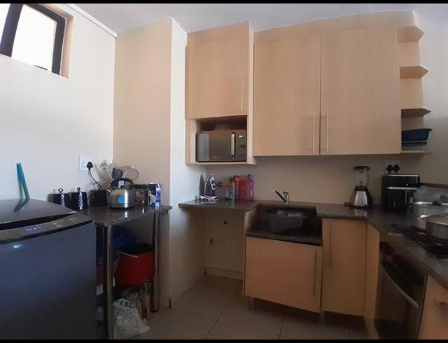2 BEDROOM APARTMENT FOR SALE IN ROOIHUISKRAAL NORTH